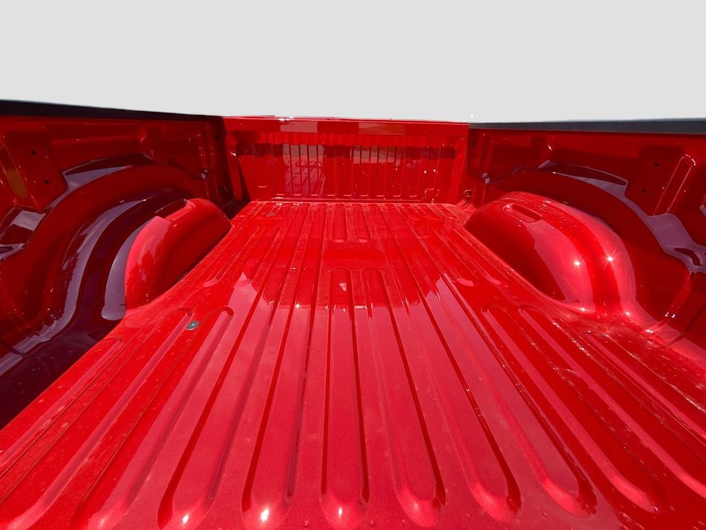 New 2026 Molten Red Pearl-Coat Exterior Paint RAM Big Horn image 26
