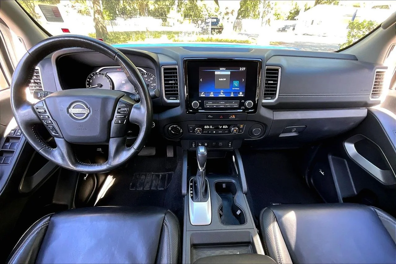 2024 Nissan Frontier SL - Photo 7