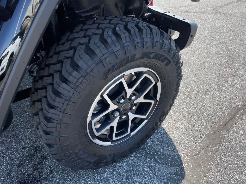 New 2026 Black Clear-Coat Exterior Paint Jeep Rubicon X image 15