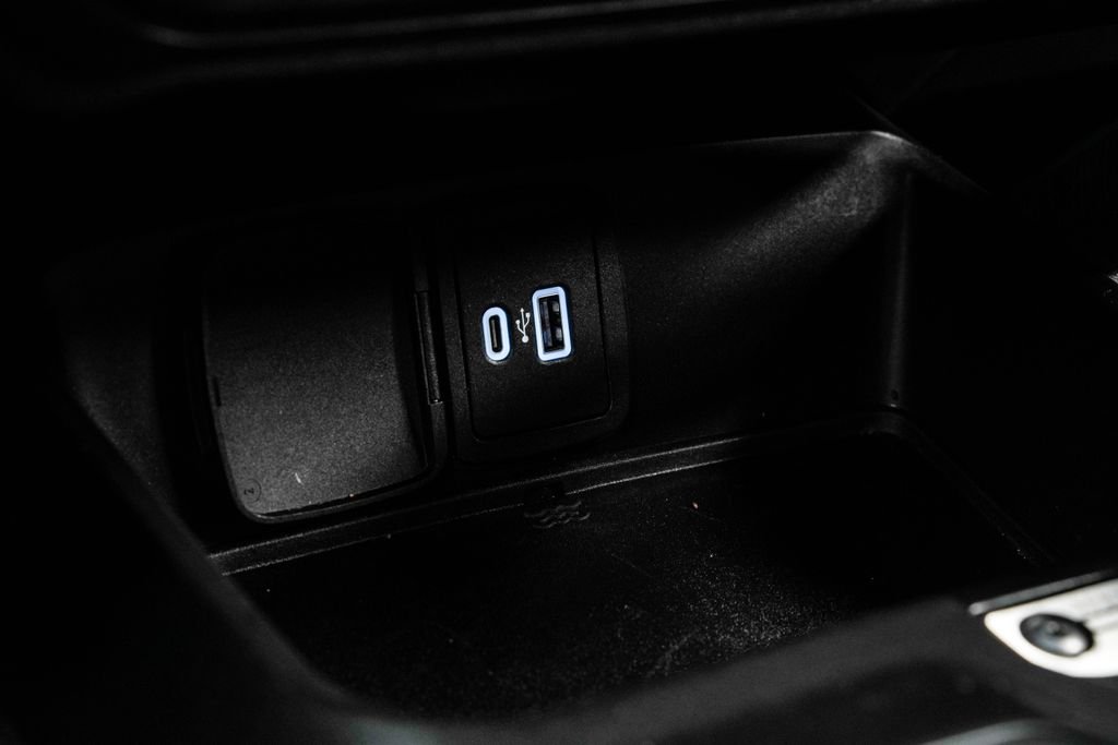 Used 2022 Gray Ford Wildtrak image 29
