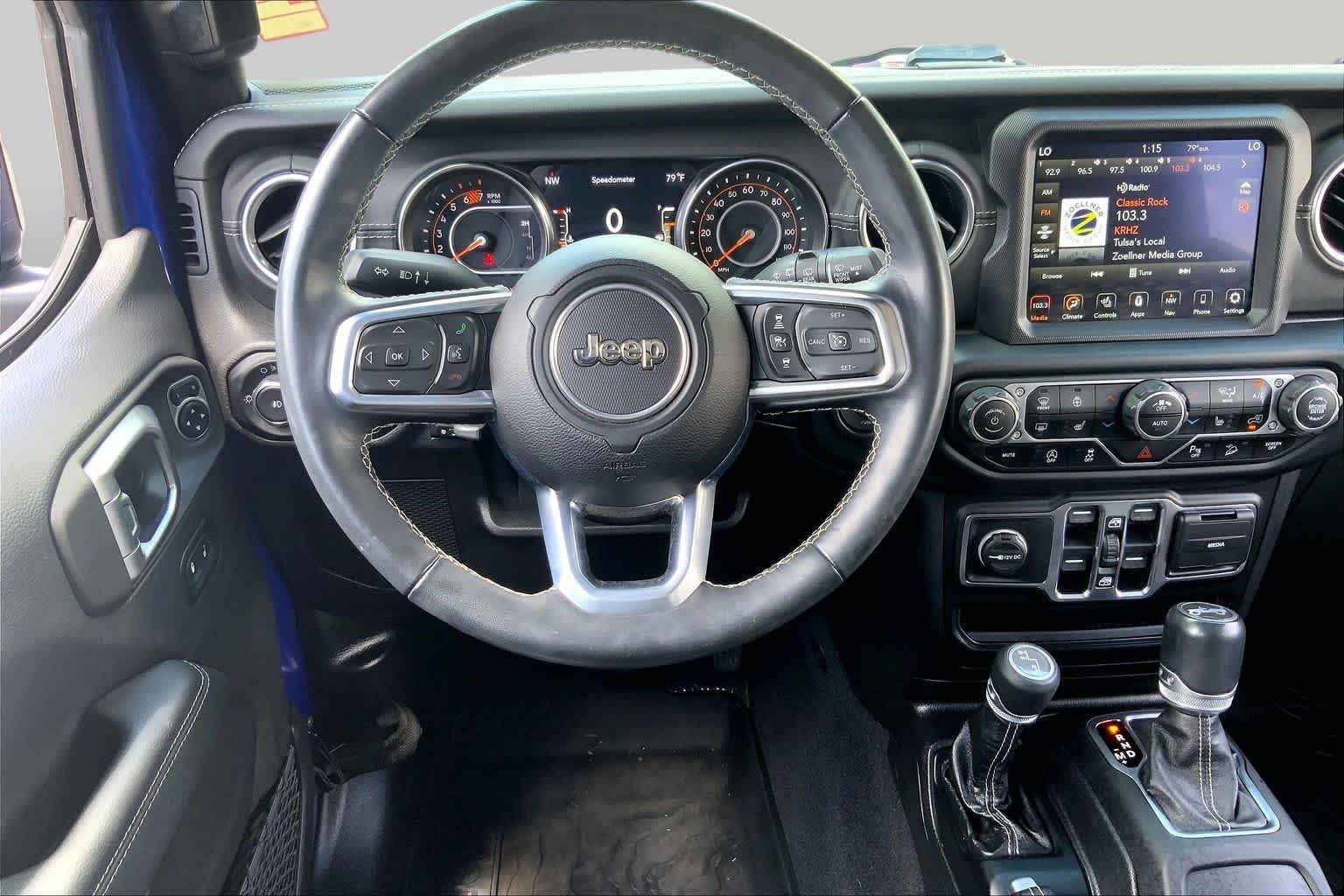 Used 2020 Ocean Blue Metallic Clearcoat Jeep Sahara image 6