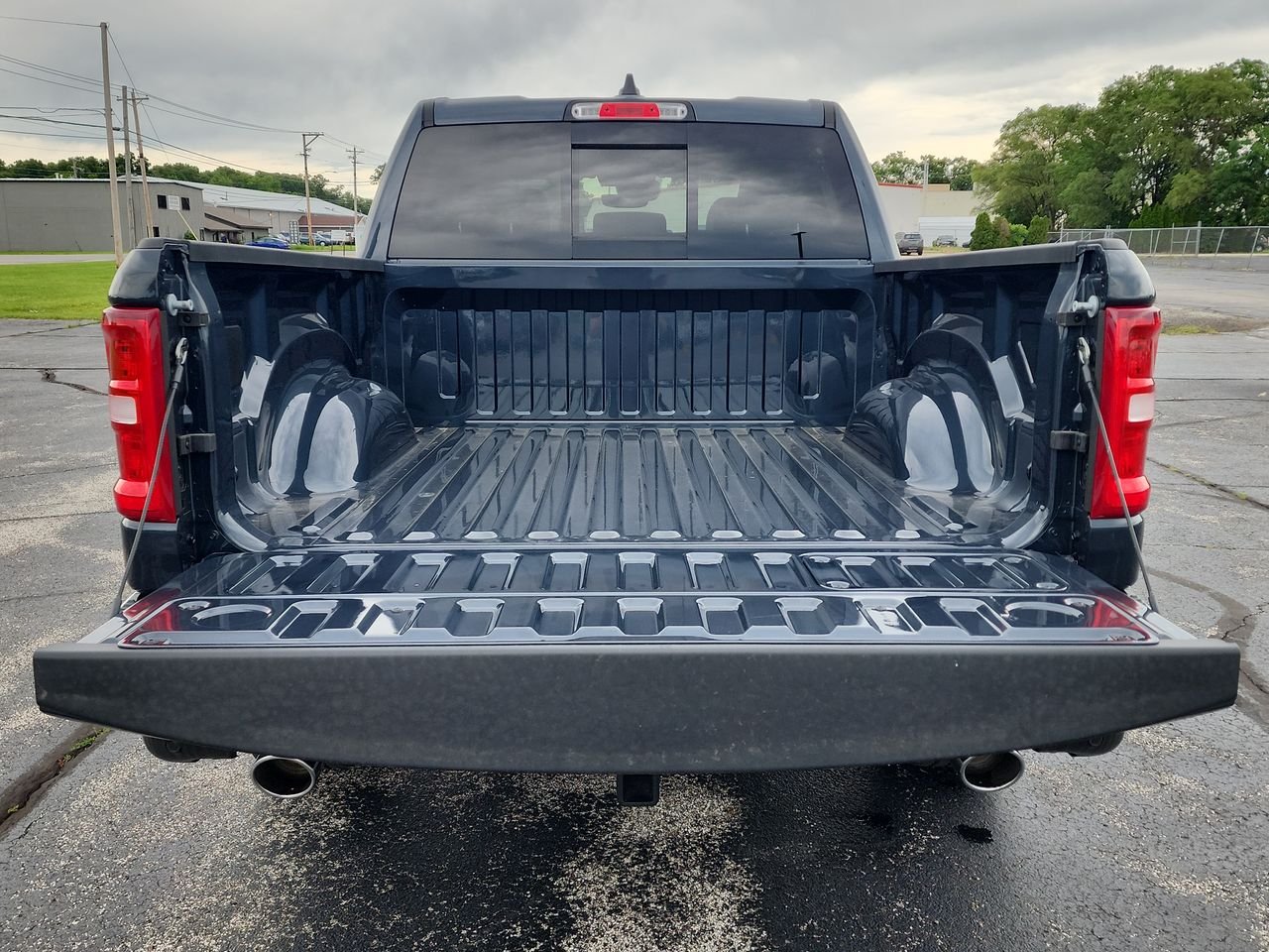 New 2026 Forged Blue Metallic Exterior Paint RAM Laramie image 23