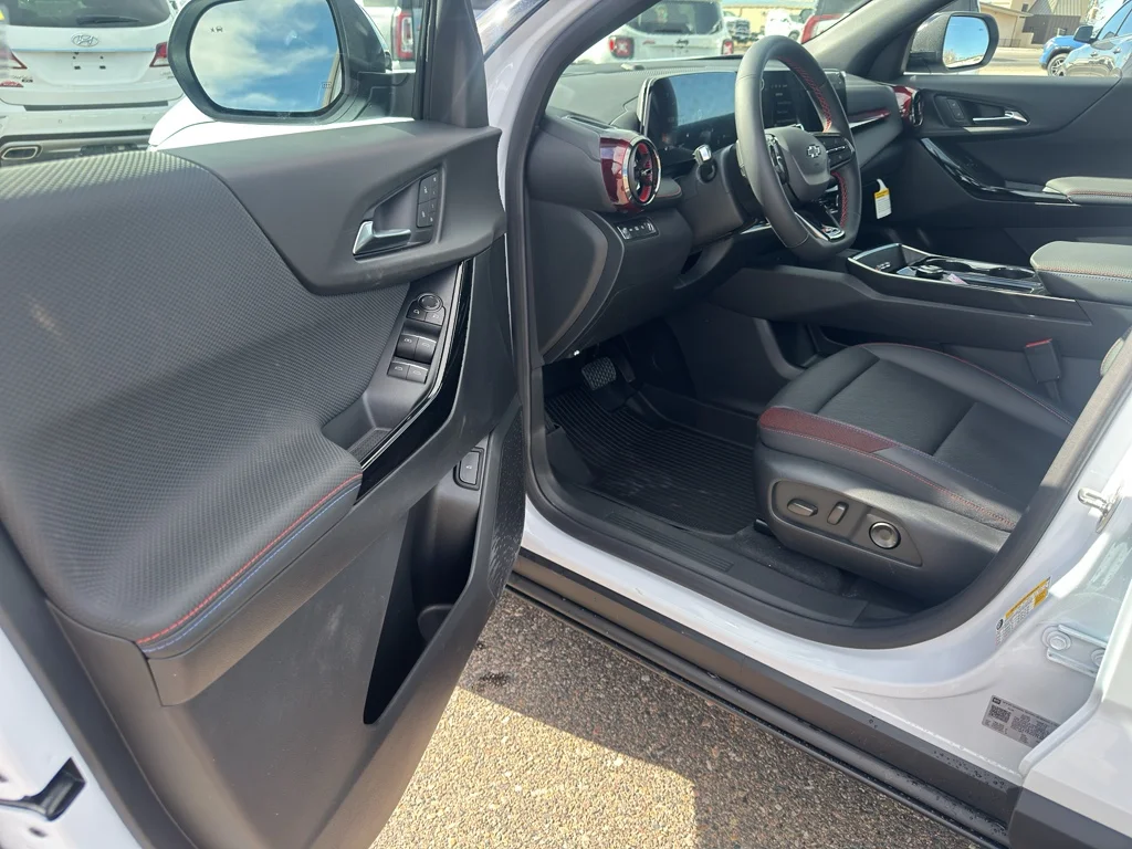 2026 Chevrolet Equinox RS - Photo 11