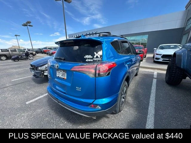 Used 2017 Blue Toyota XLE image 3