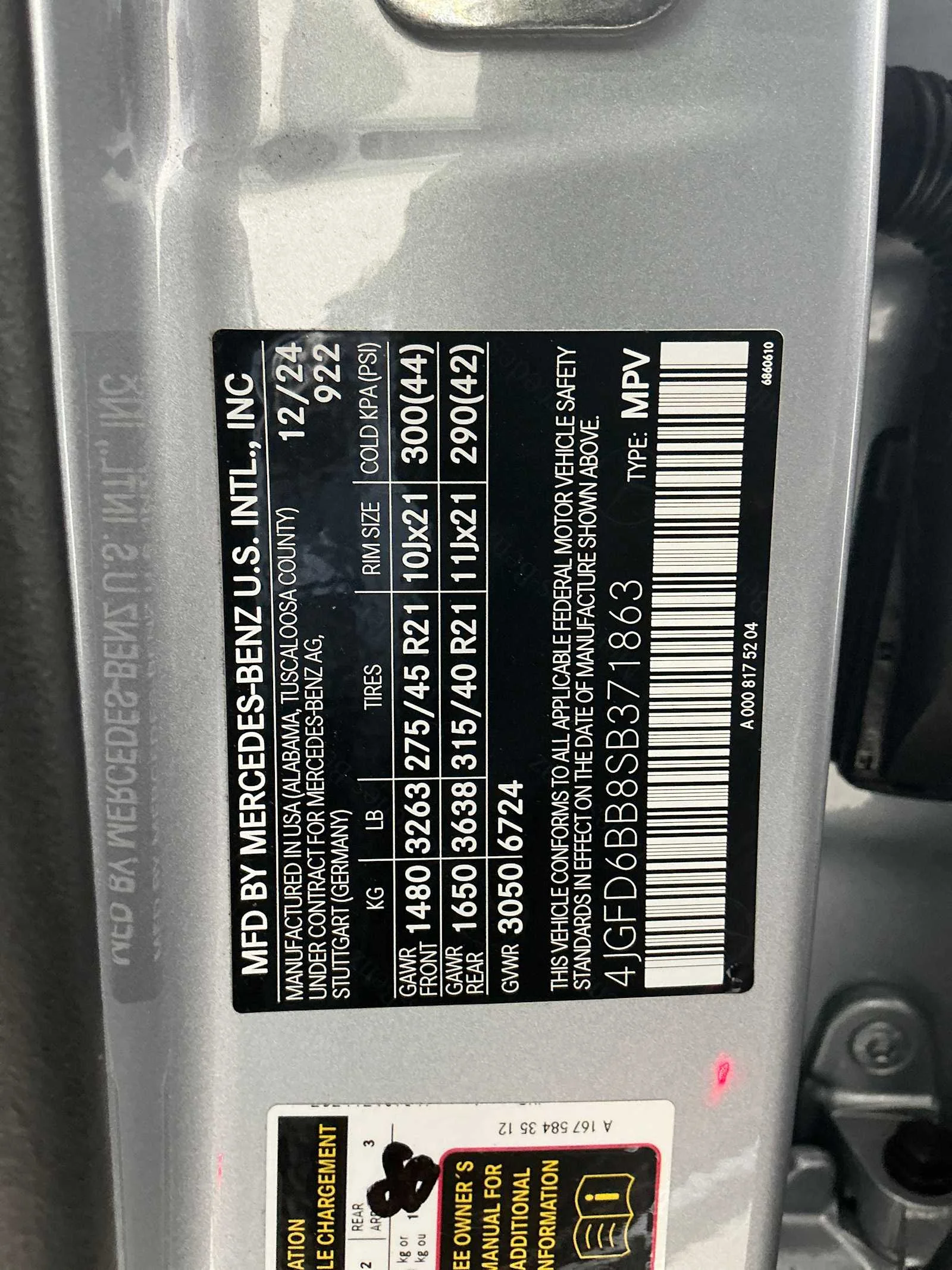 Certified Used 2025 Cirrus Silver Metallic Mercedes-Benz AMG® GLE 53 image 29