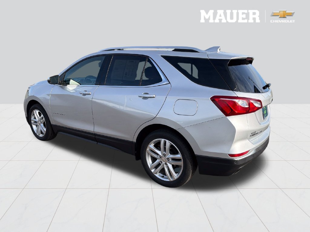 Certified Used 2020 SILVER ICE METALLIC Chevrolet Premier image 4