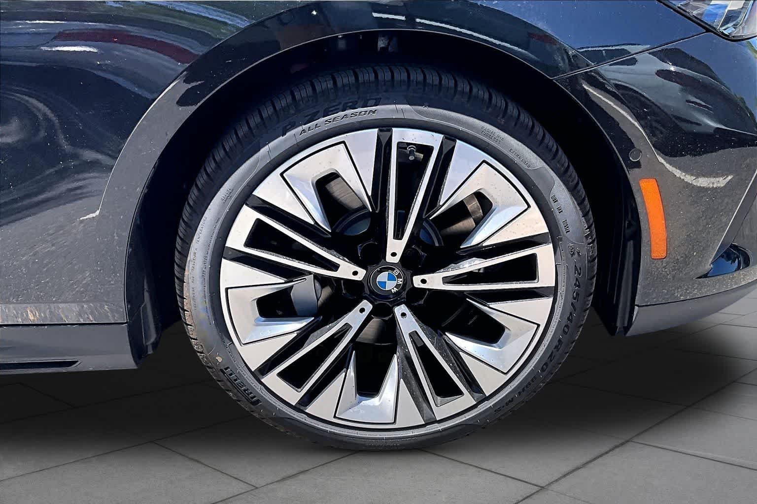 New 2026 Black Sapphire Metallic BMW 530i xDrive image 11