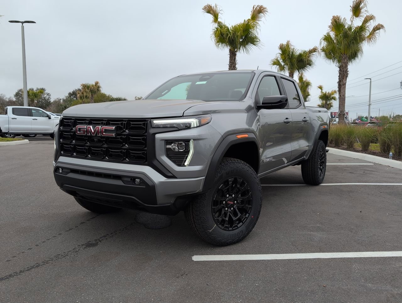 2026 GMC Canyon 2WD Elevation Crew Cab Short Box's photo