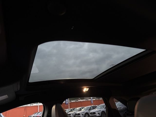 2025 Ford Escape ST-Line - Photo 28