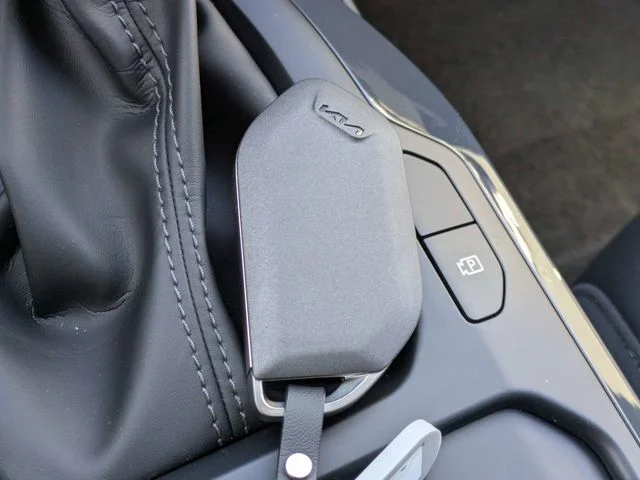2025 Kia K4 EX - Photo 33