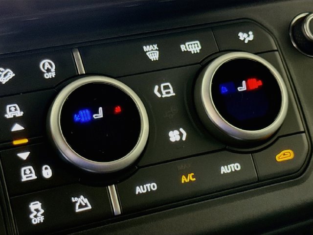 New 2026 Borasco Grey Land Rover X-Dynamic SE image 23