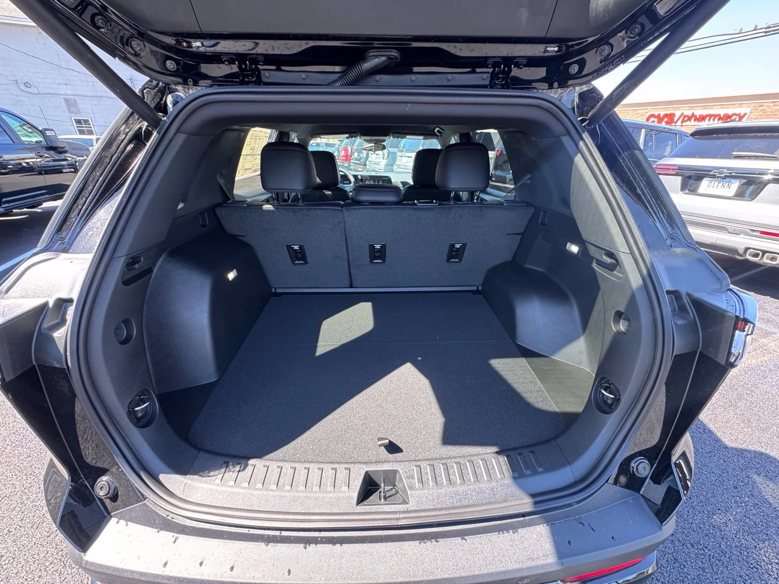 2027 Chevrolet Equinox RS - Photo 29