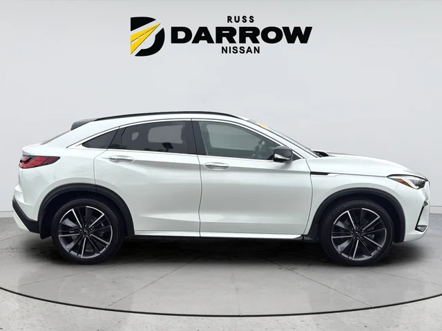 Used 2023 White INFINITI ESSENTIAL image 6