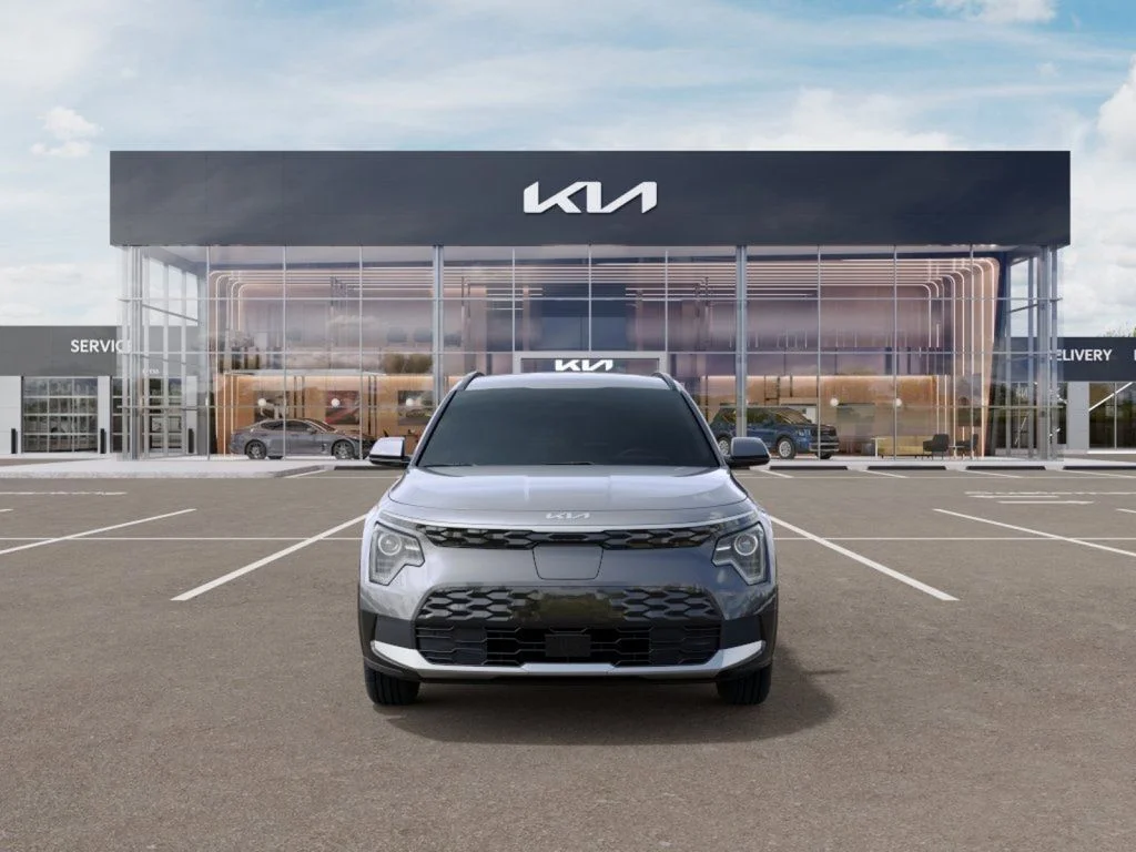 New 2024 Gray Kia Wind image 2