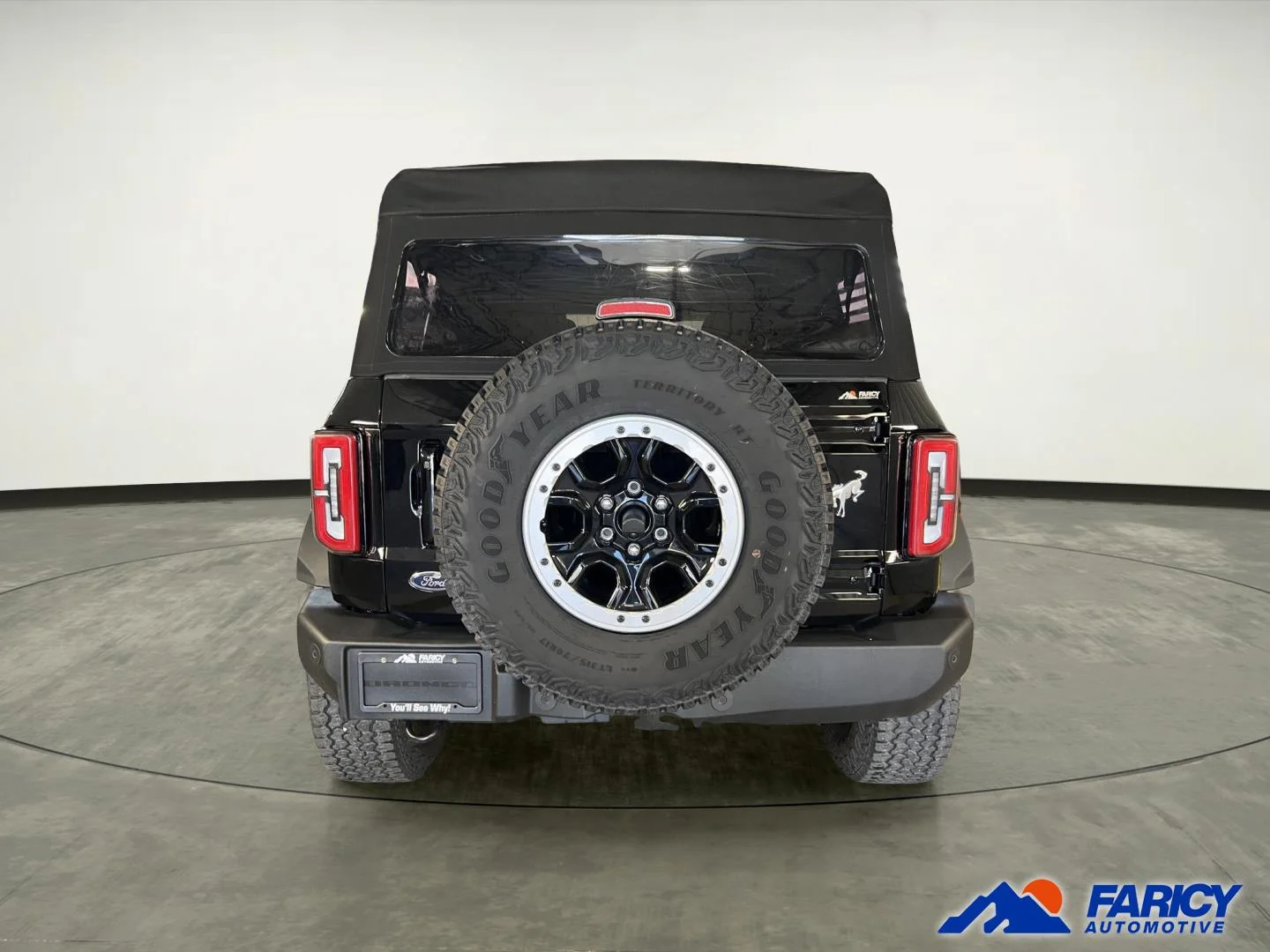 Used 2025 Shadow Black Ford Outer Banks image 3