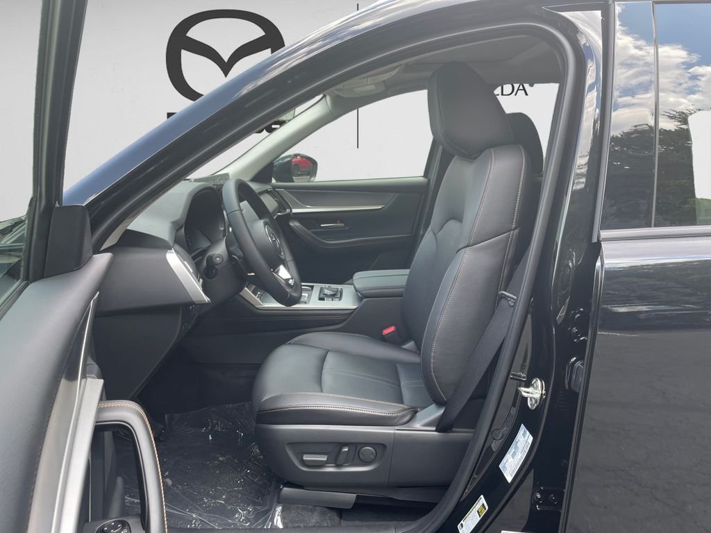 New 2026 Jet Black Mazda 3.3 Turbo Preferred image 8