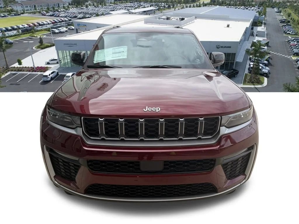 New 2026 Velvet Red Pearl-Coat Exterior Paint Jeep Limited image 8
