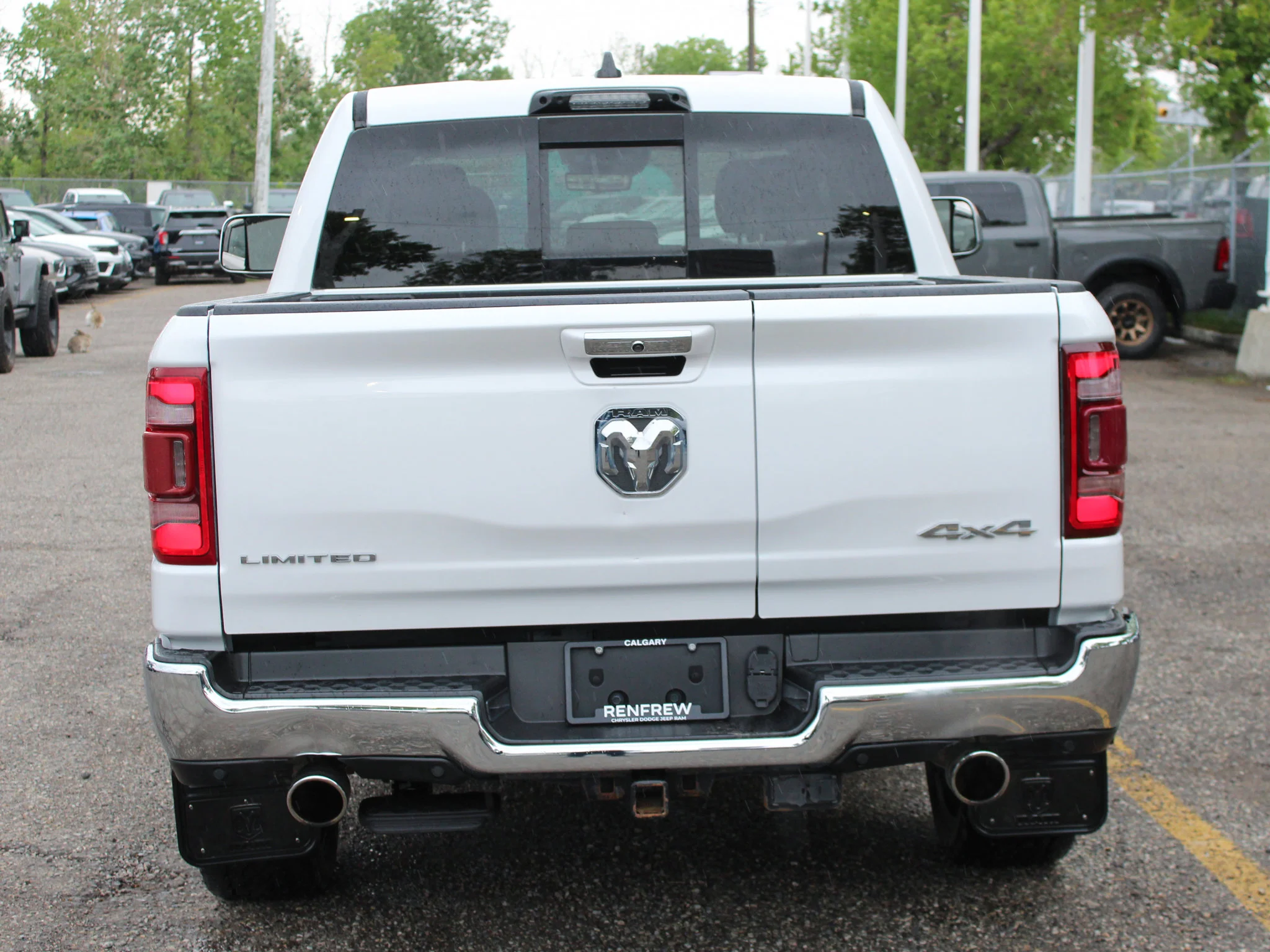 Certified Used 2022 White RAM Limited * No Accidents | HEMI V8 | Trailer Tow | Adaptive Cruise | Apple CarPlay | Bedliner image 16
