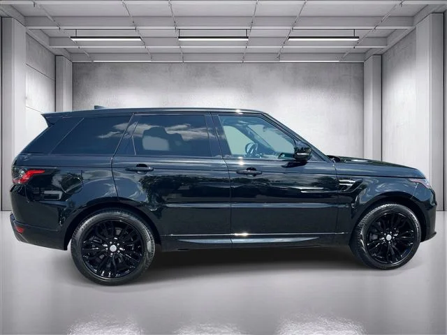Used 2019 Black Land Rover HSE image 2