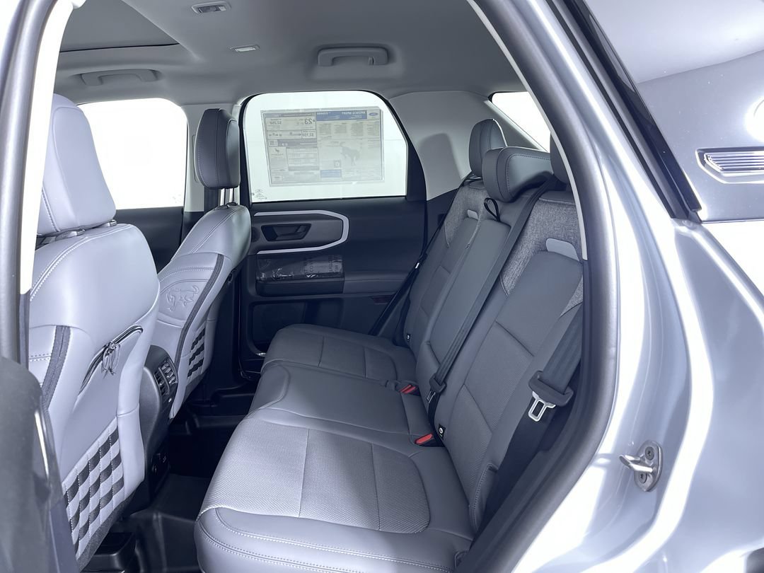 Used 2026 Space White Metallic Ford Badlands image 23