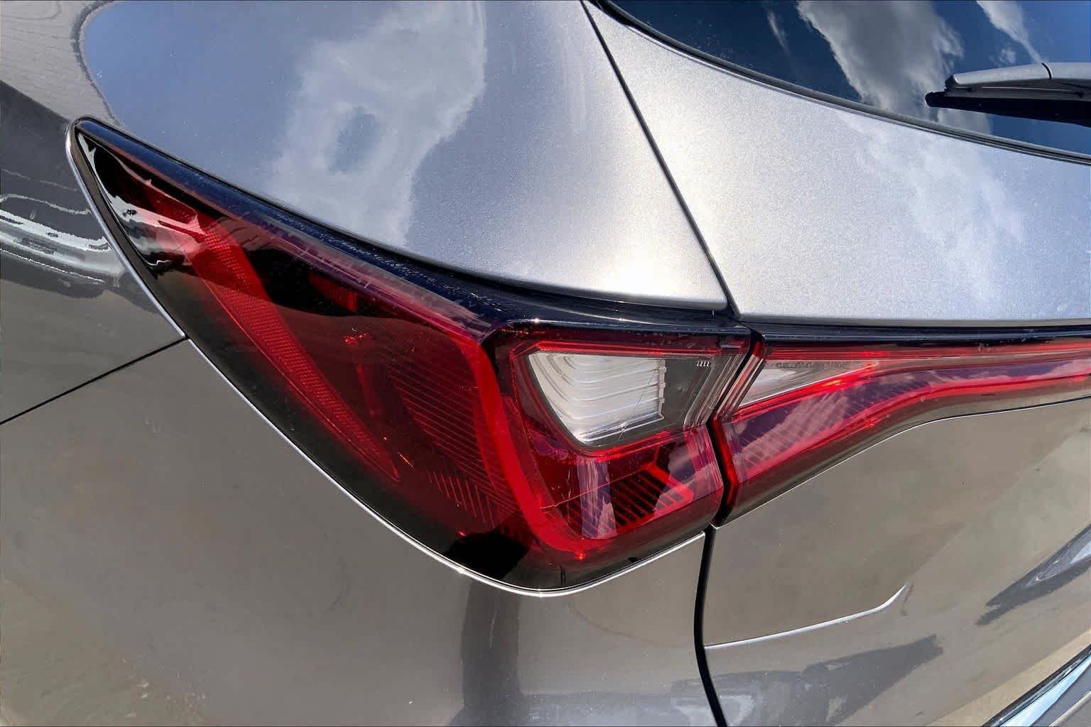 Used 2025 Liquid Carbon Metallic Acura  image 29