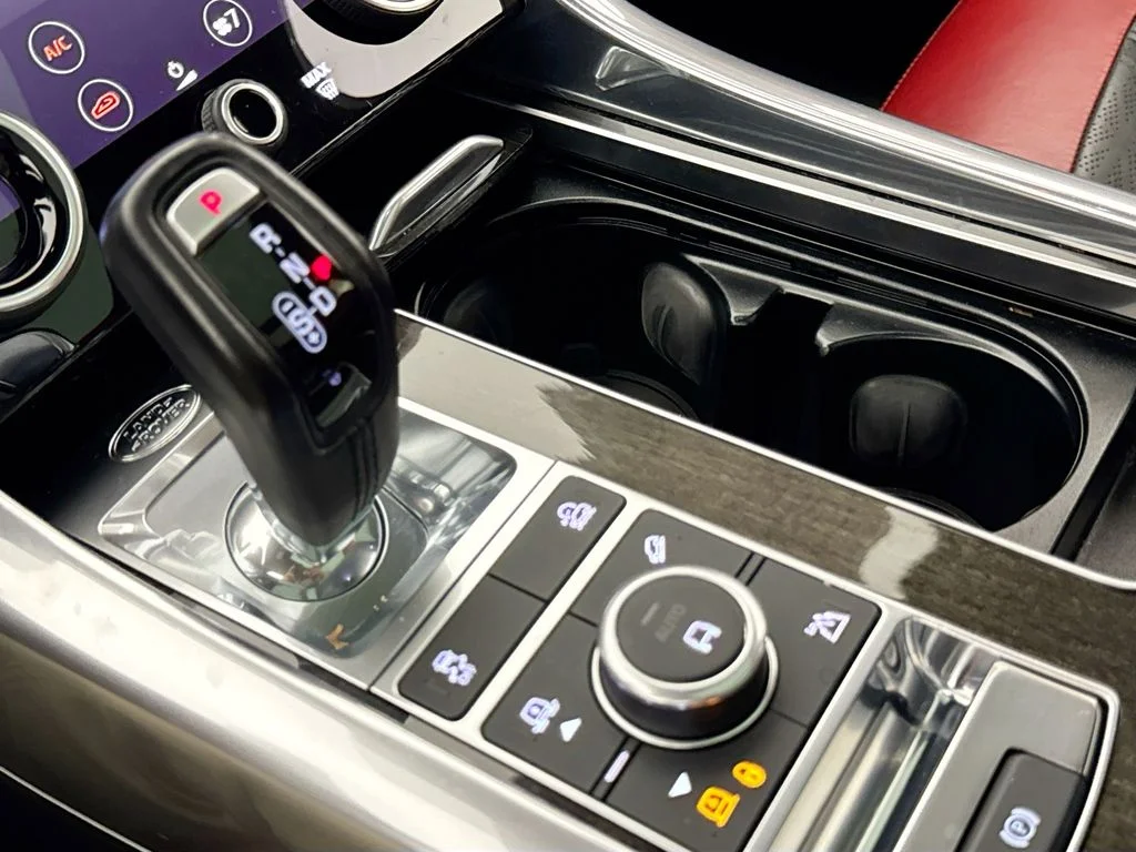 Used 2020 Gray Land Rover Autobiography image 17