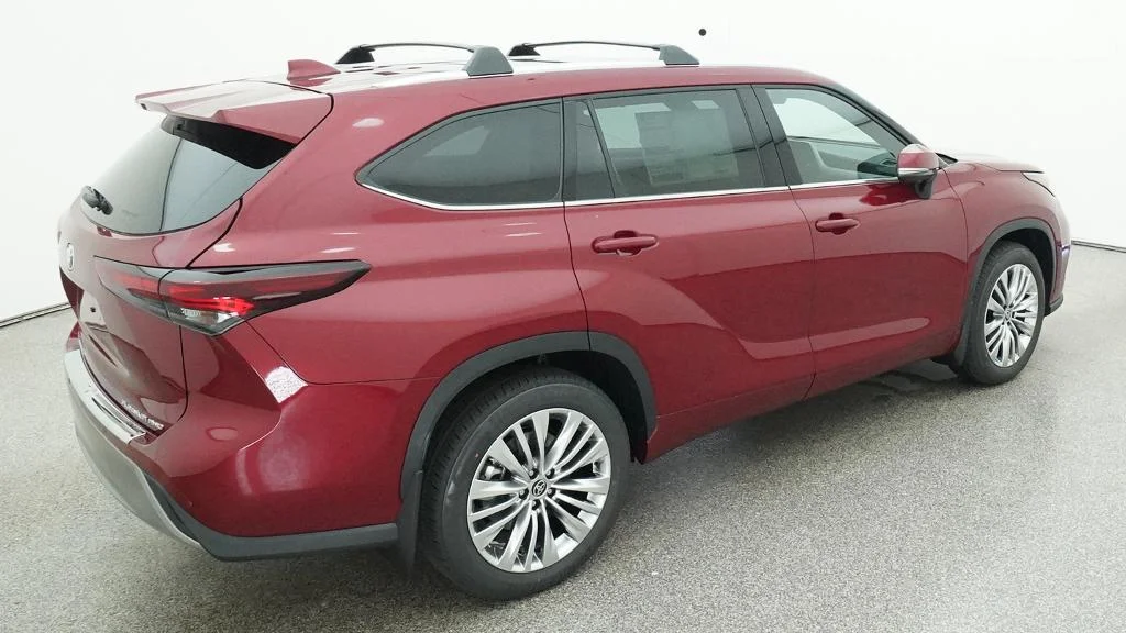 New 2026 Ruby Flare Pearl Toyota Platinum image 18