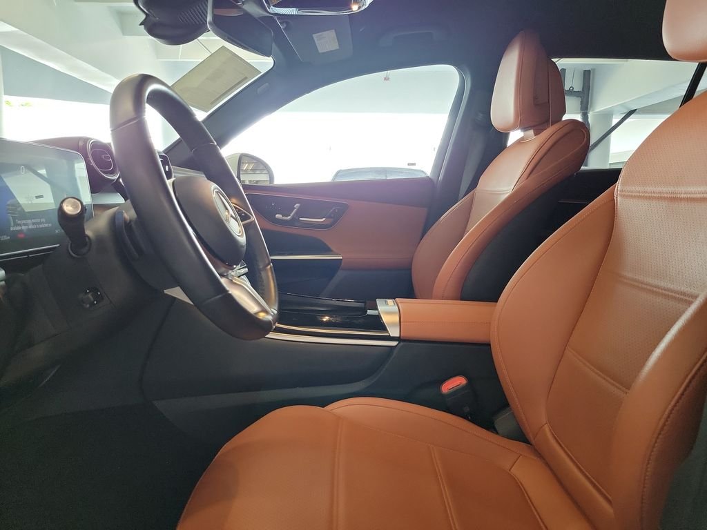 Certified Used 2023 White Mercedes-Benz GLC 300 image 18