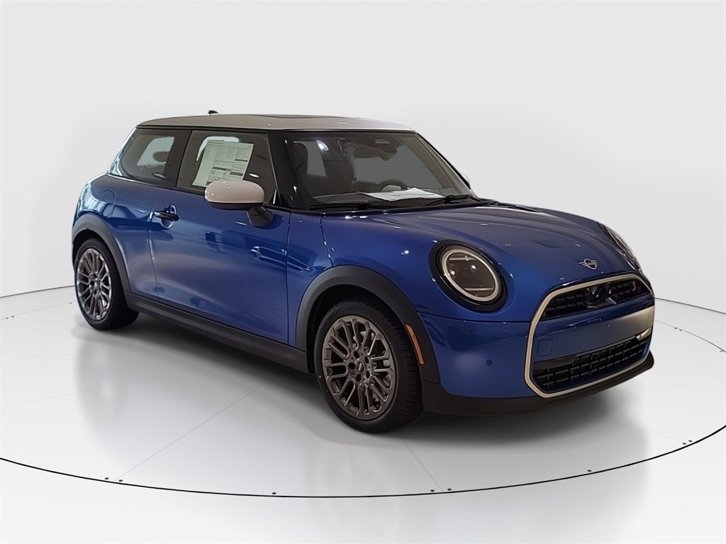 2025 Mini Cooper Hardtop S photo 2