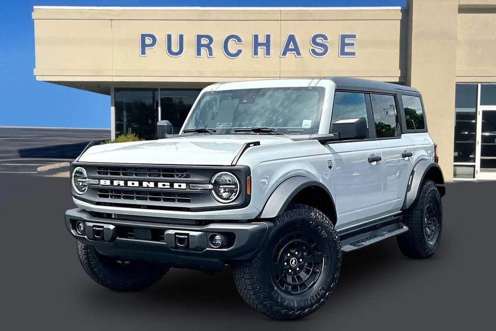 New 2026 Avalanche Gray Ford Big Bend® image 2