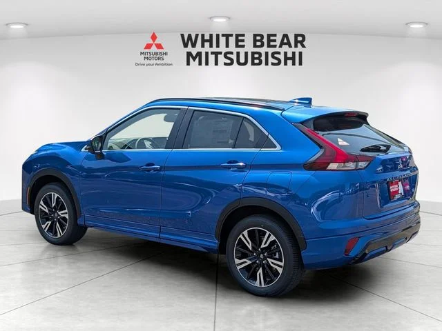 New 2026 Lightning Blue Metallic Mitsubishi SEL TOURING image 2