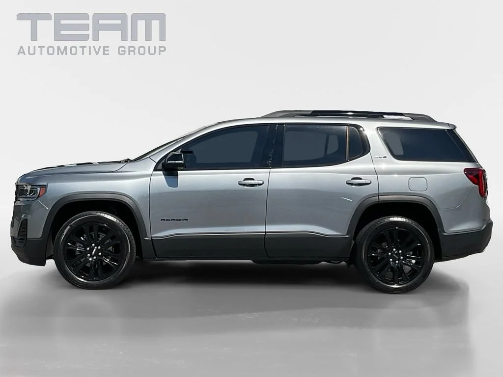 Used 2023 STERLING METALLIC GMC SLE image 4