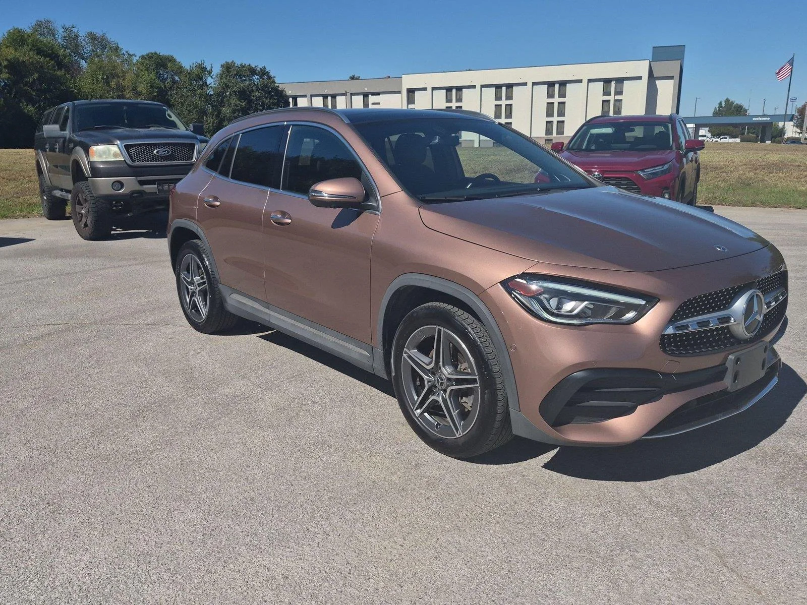 Used 2021 Rose Gold Metallic Mercedes-Benz GLA 250 image 7