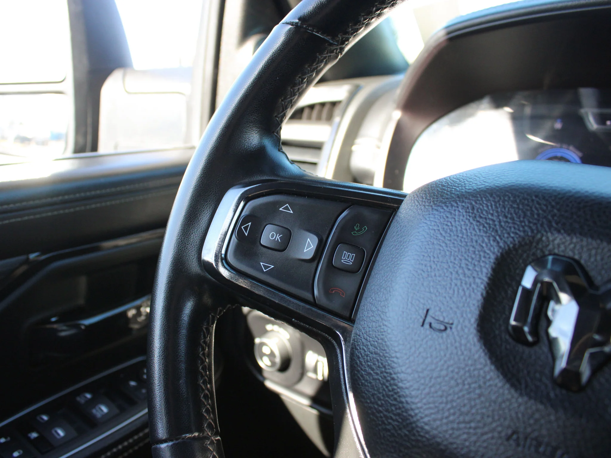 Certified Used 2023 Black RAM Limited * | Cummins | 5th Wheel & Gooseneck | Adaptive Cruise | Running Boards image 28