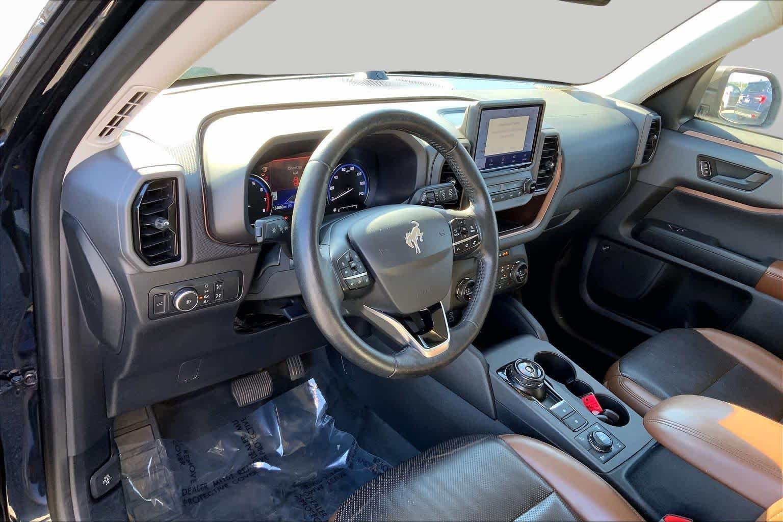 Used 2021 Shadow Black Ford Badlands image 15