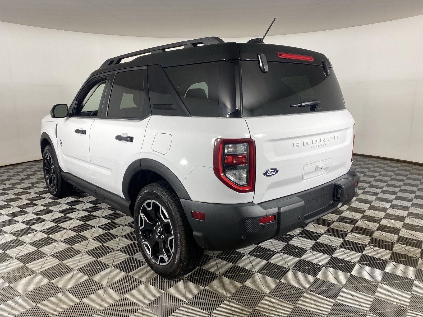 Used 2026 Oxford White Ford Outer Banks image 5