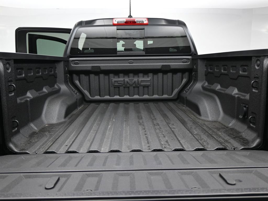 2026 GMC Canyon AT4 - Photo 21