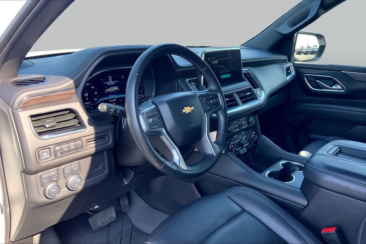 Used 2024 Summit White Chevrolet LT image 35
