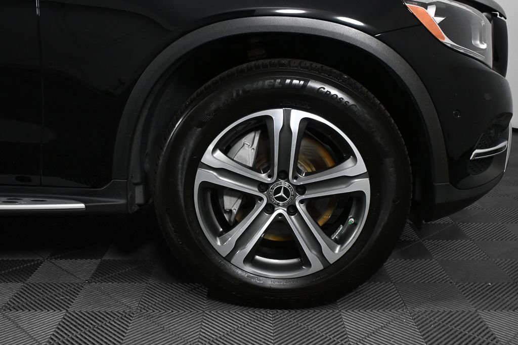 Used 2017  Mercedes-Benz GLC 300 image 37