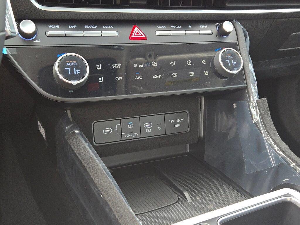 2025 Hyundai Sonata Hybrid Limited - Photo 28