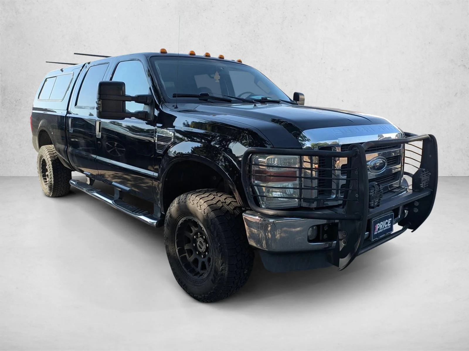 Used 2009 Black Clearcoat Ford XLT image 3