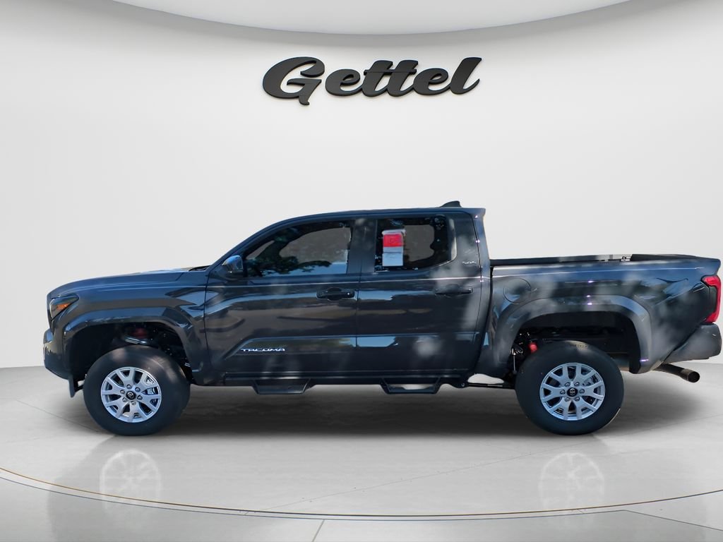 2025 Toyota Tacoma SR5 - Photo 8