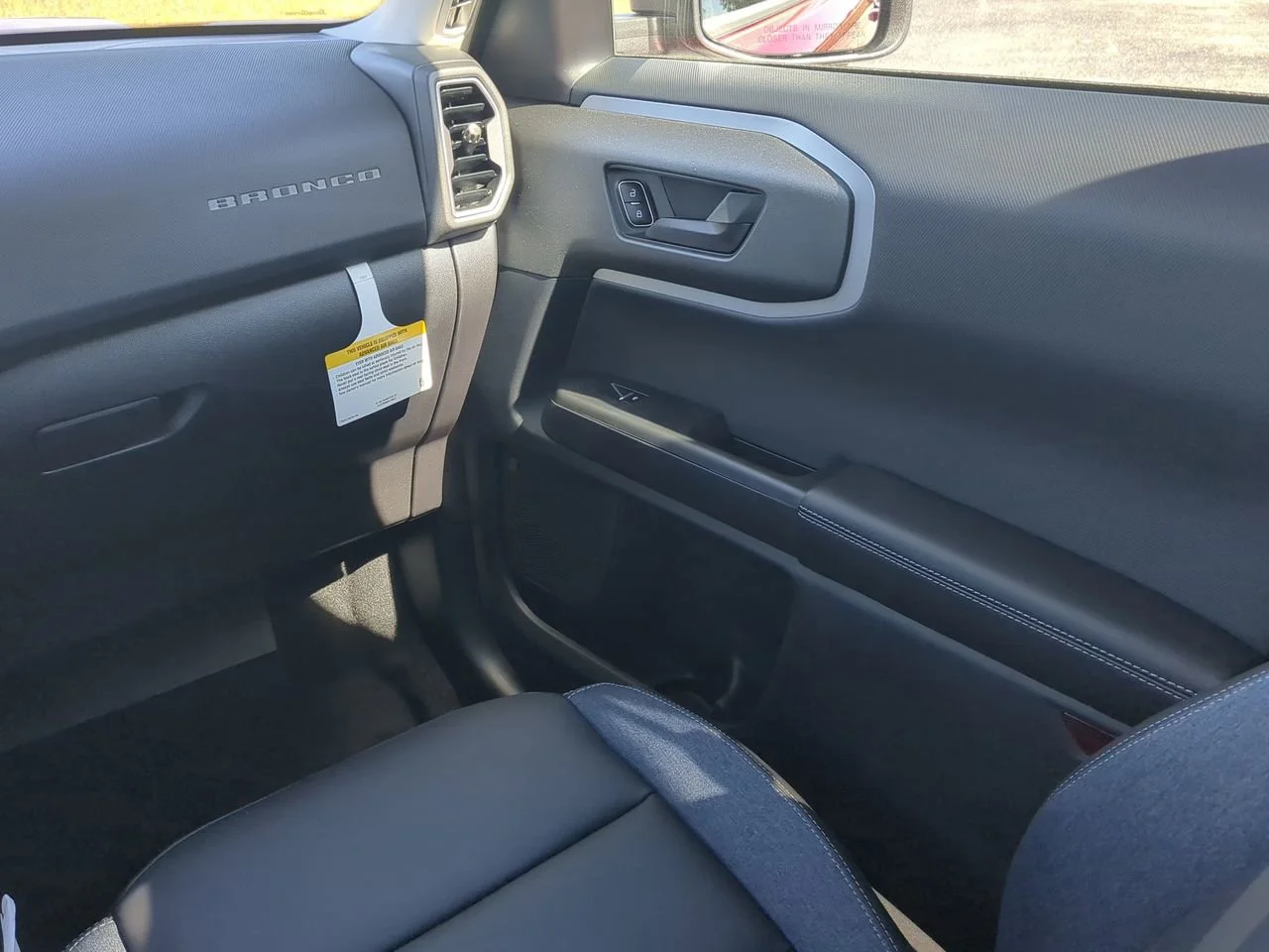 New 2025 Ruby Red Metallic Tinted Clearcoat Ford Outer Banks® image 16