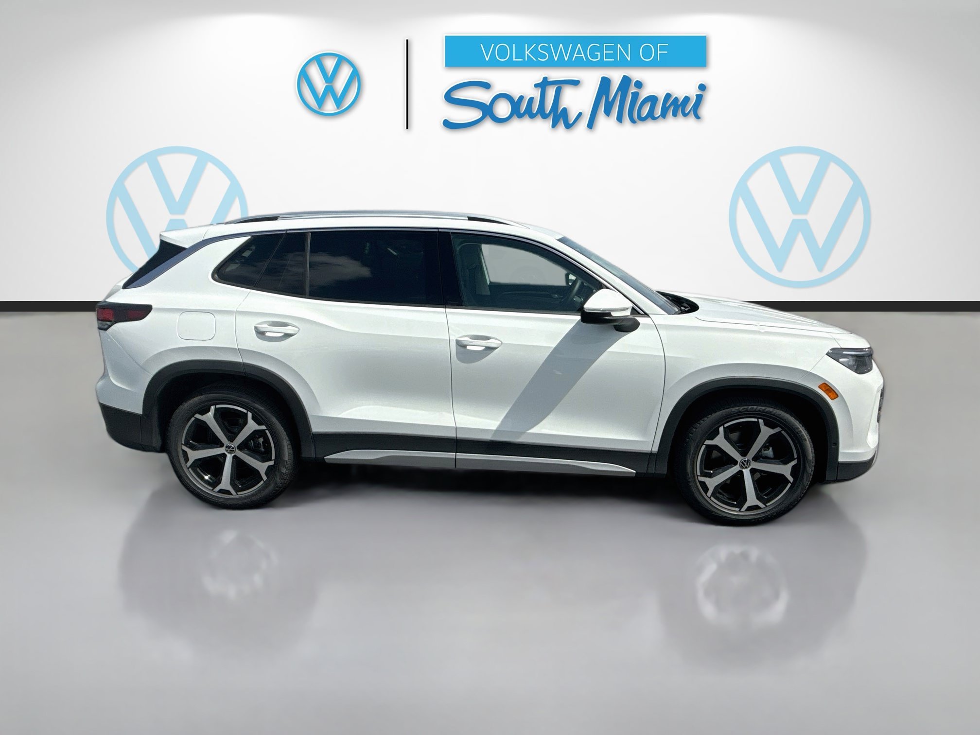 New 2026 White Volkswagen SE image 8