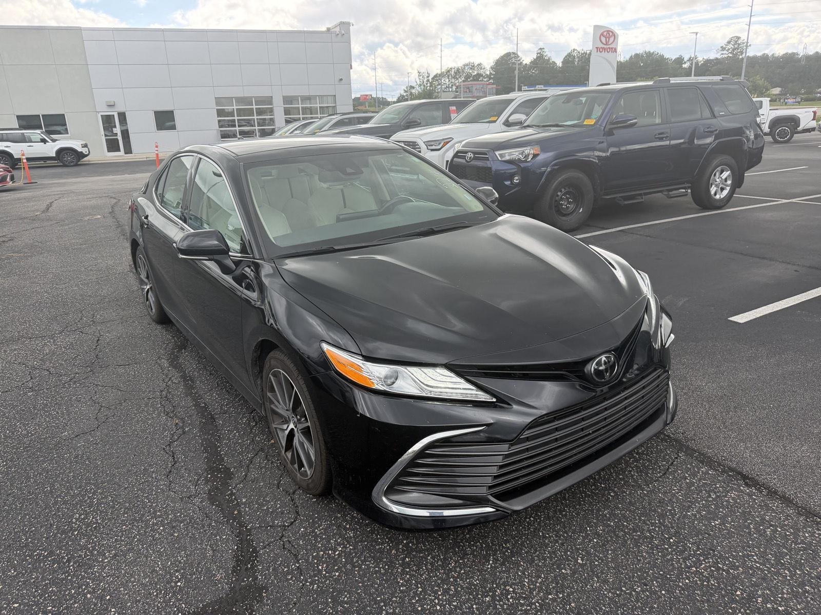 Used 2023 Midnight Black Metallic Toyota XLE image 14