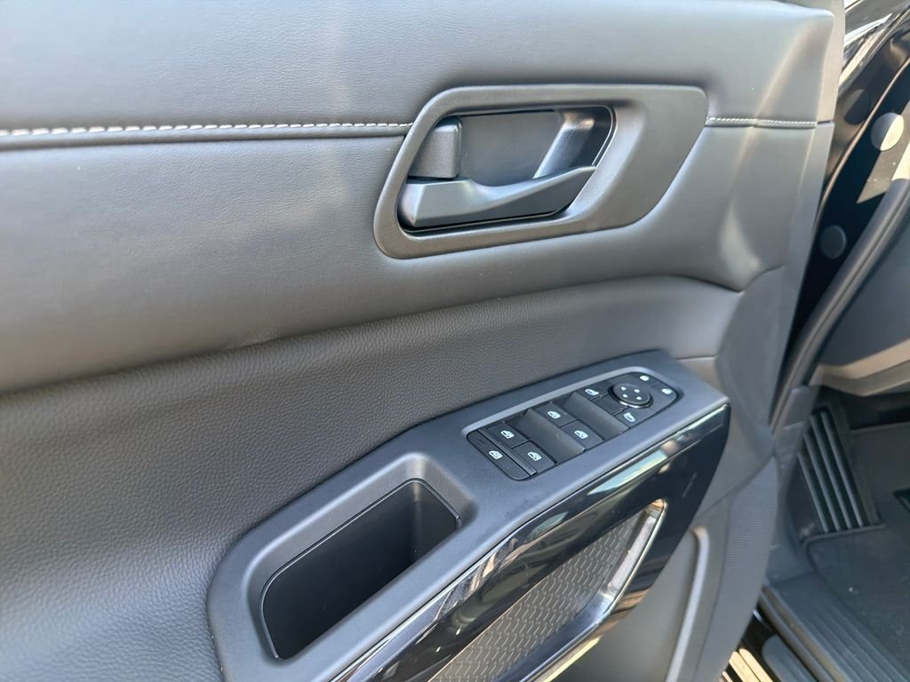 New 2026 Nissan Pathfinder SV 4D Sport Utility