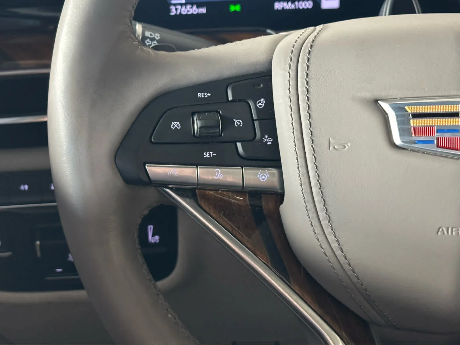 Certified Used 2024 Black Raven Cadillac Sport Platinum image 16