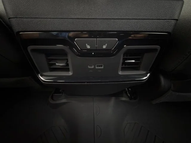 2026 Chevrolet Silverado 2500 HD ZR2 - Photo 23
