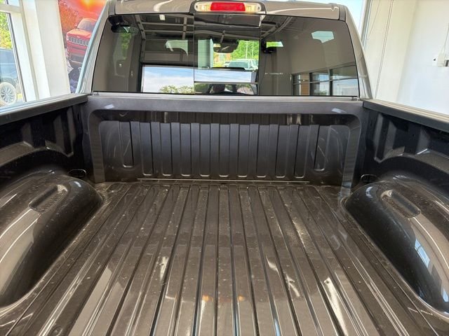 New 2026 Granite Crystal Metallic Clear-Coat Exterior Paint RAM Big Horn/Lone Star image 8