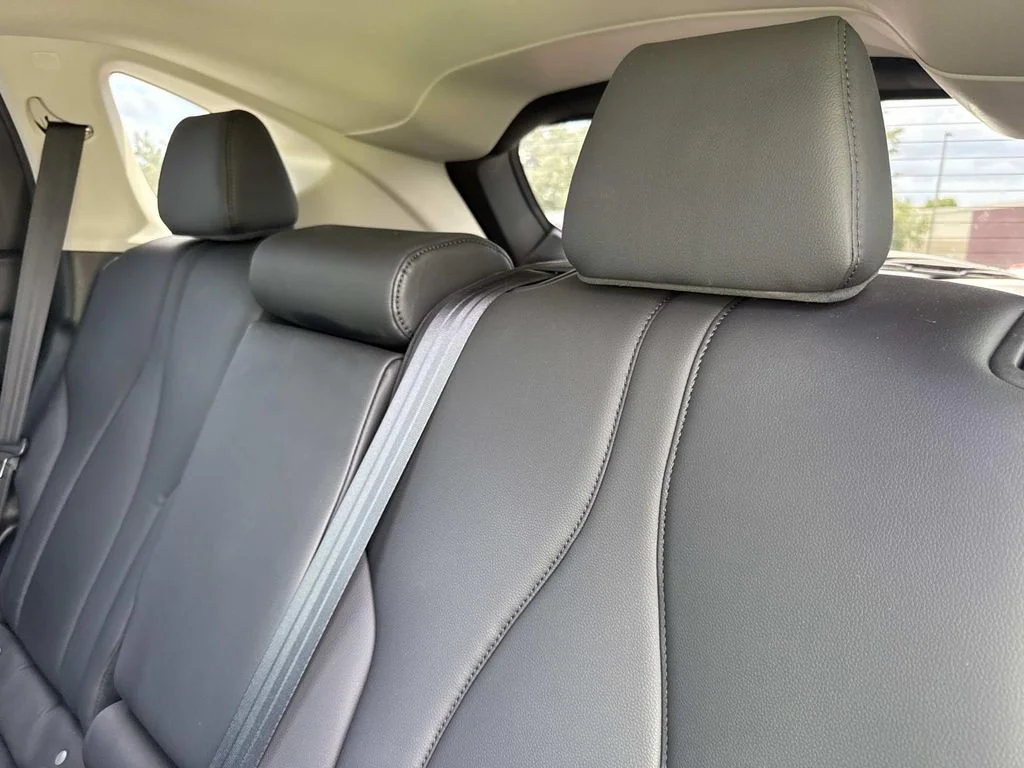 Used 2021  Acura Base image 14